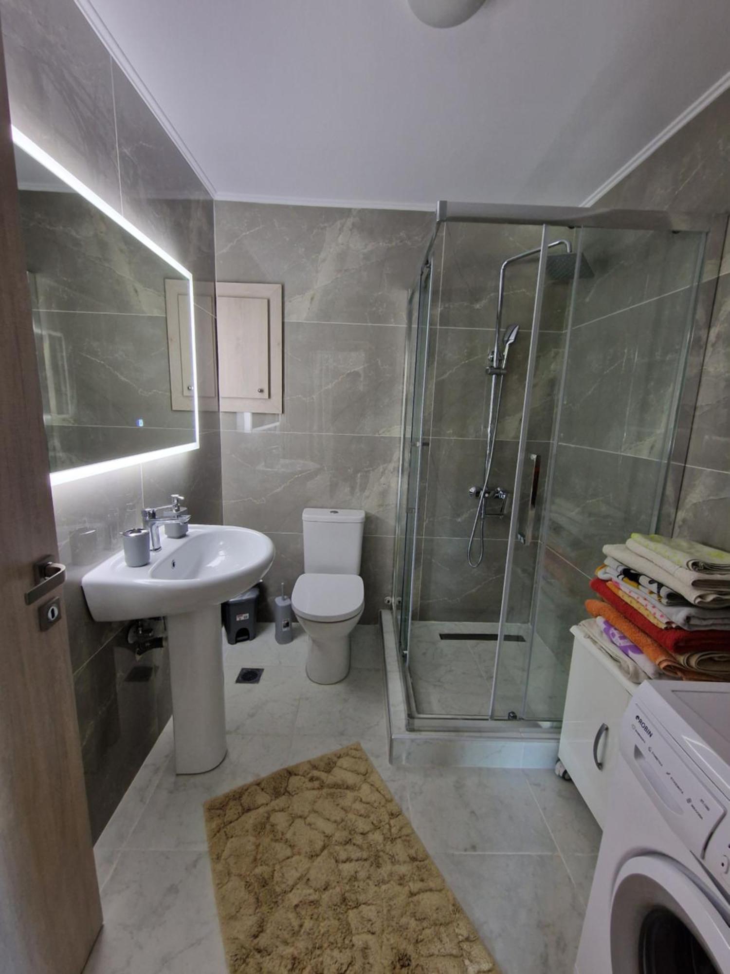 Konstantinos Apartment 네아 모우다니아 외부 사진