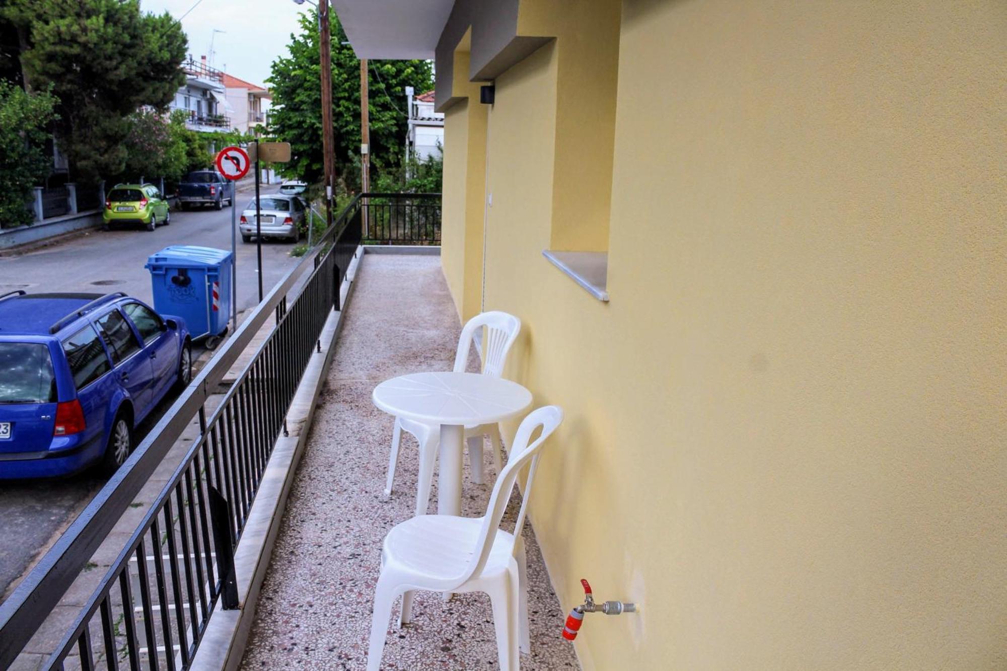 Konstantinos Apartment 네아 모우다니아 외부 사진