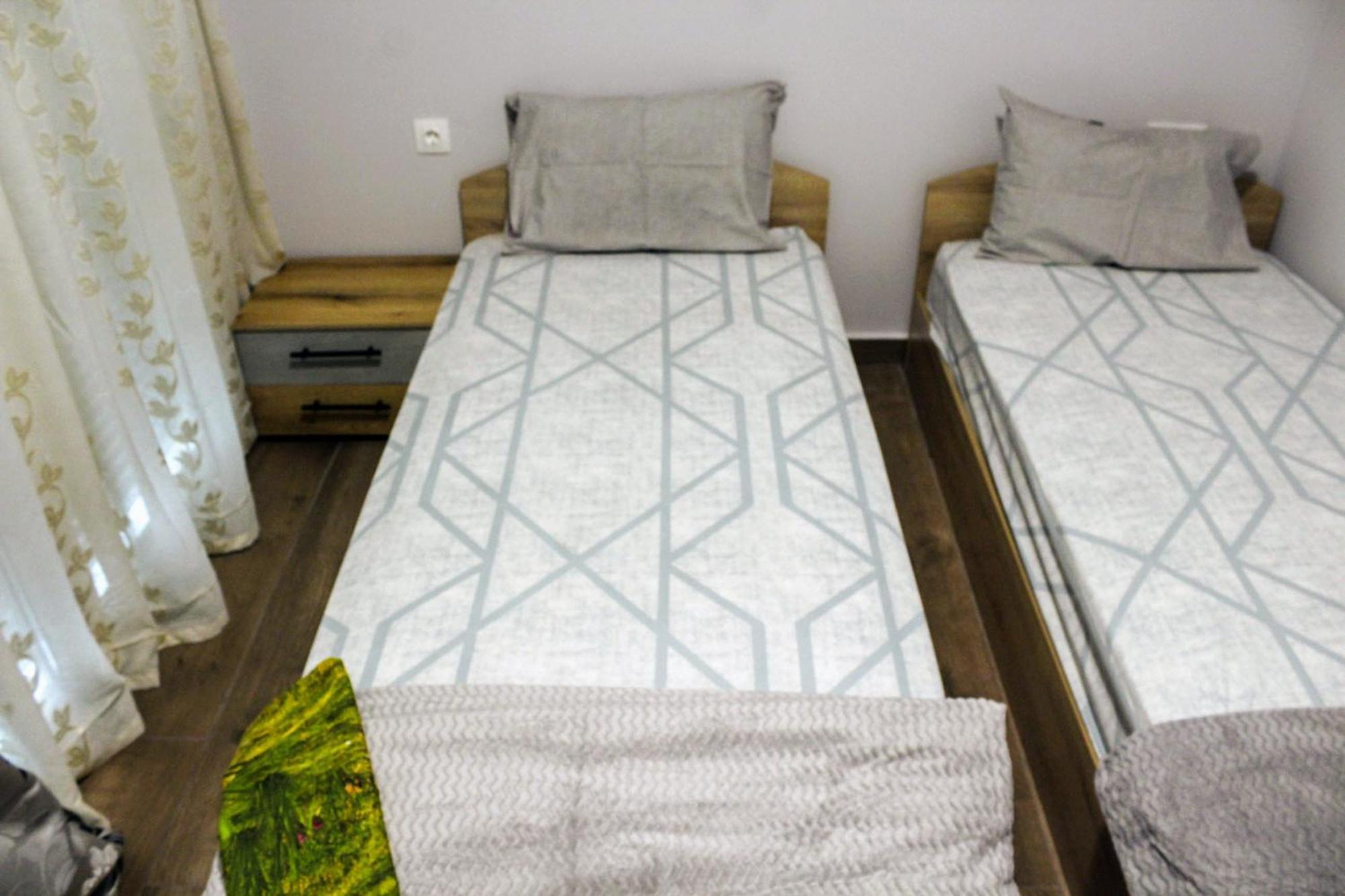 Konstantinos Apartment 네아 모우다니아 외부 사진